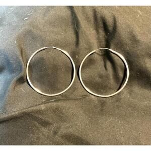 ! Big Filled Hoop Earrings